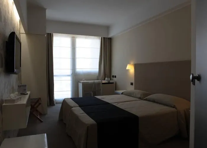 Tor Vergata Szálloda 4*